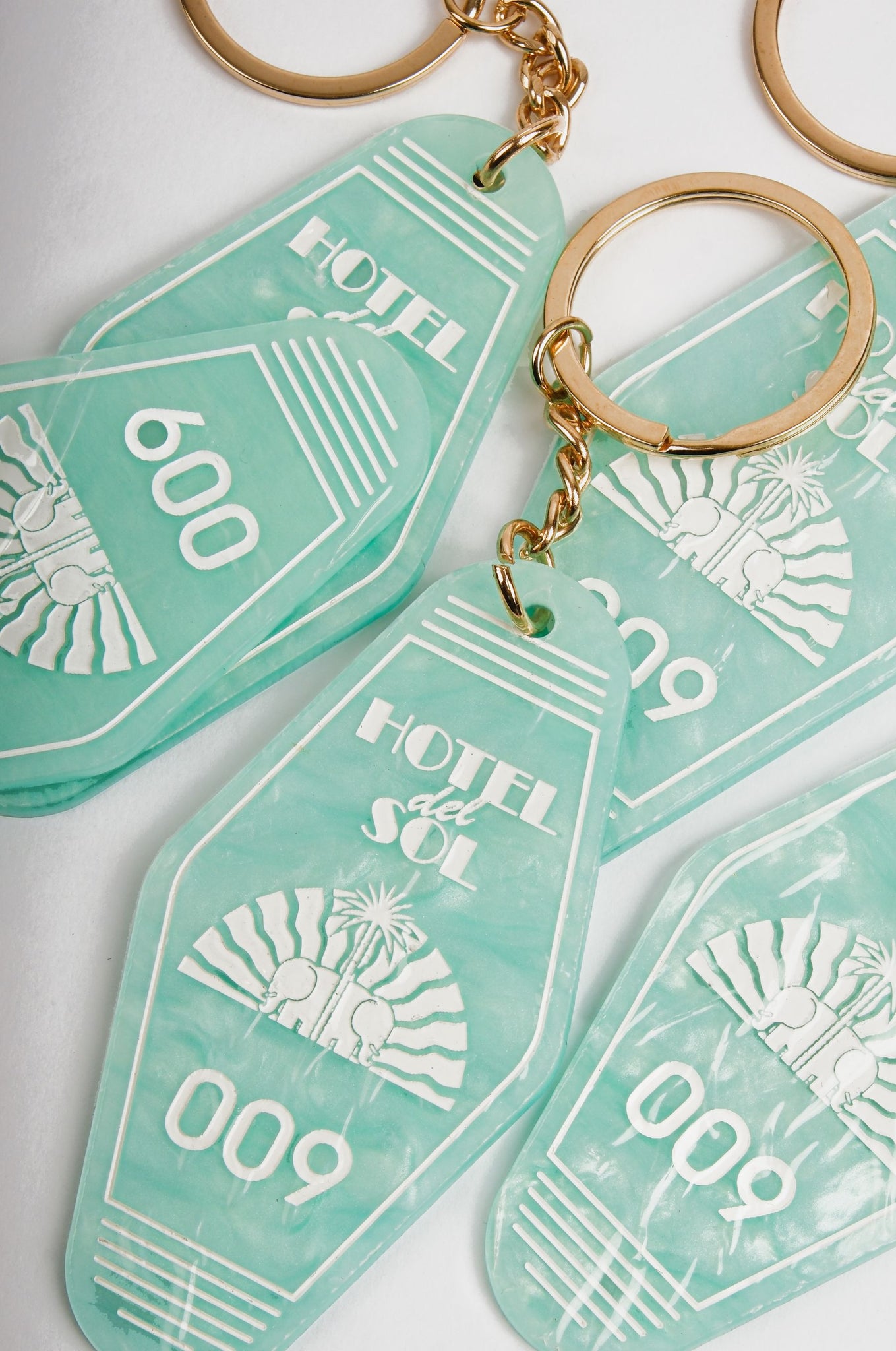 Llavero Trendsplant x Antonyo Marest Hotel del Sol Blue Light