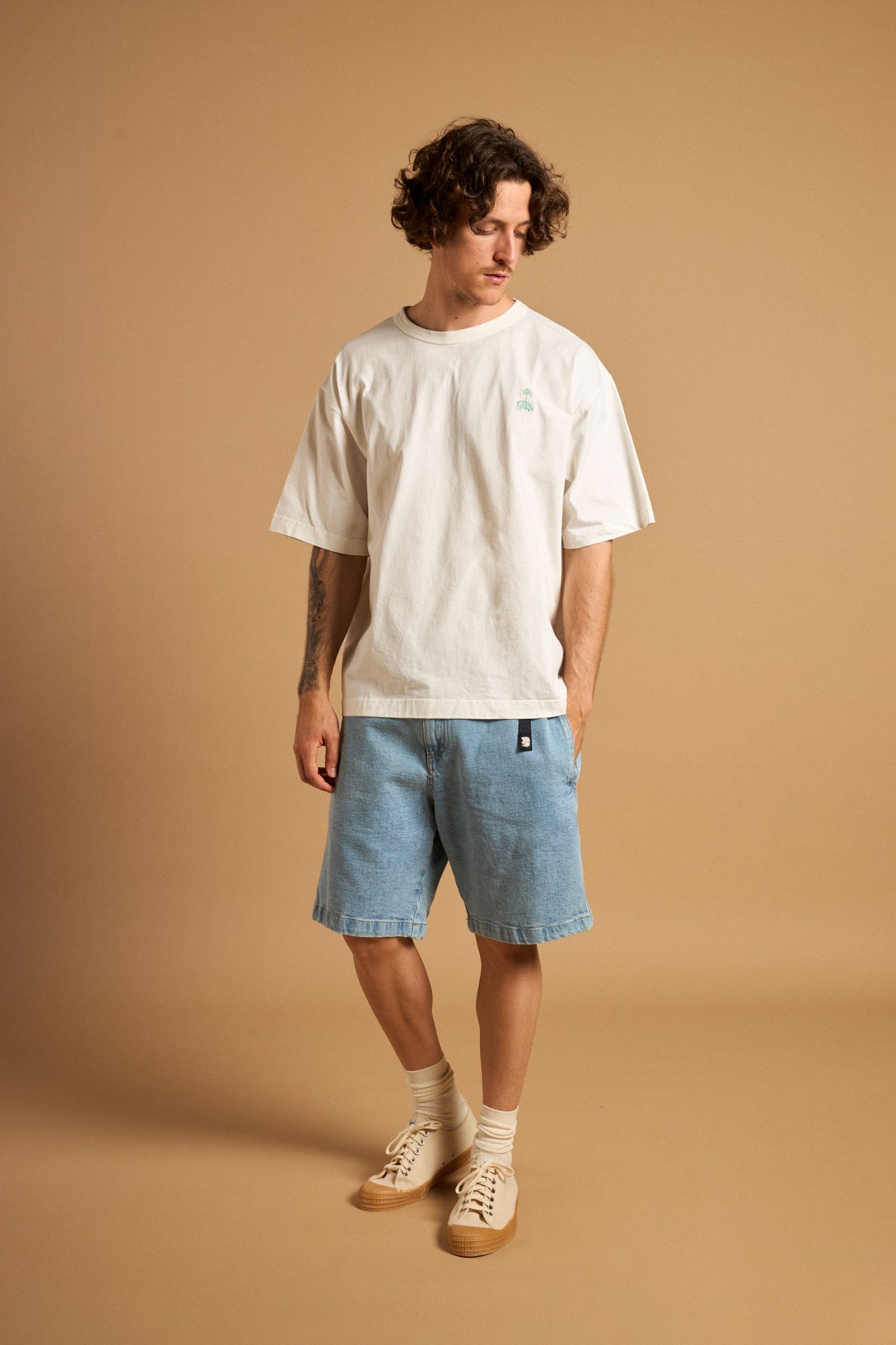 Trendsplant x Antonyo Marest Keychain Oversized Heavy T-Shirt Foam White