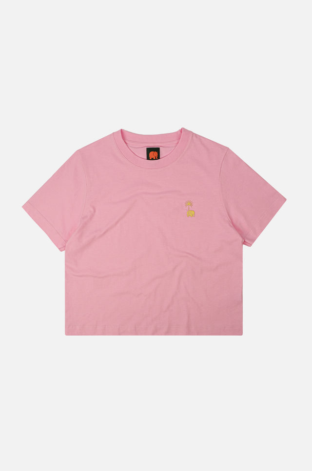 Silhouette de face du Women's Antonyo Marest x Trendsplant Essential T-Shirt en Gum Pink | TP_IMAGE_TYPE=SILHOUETTE_FRONT