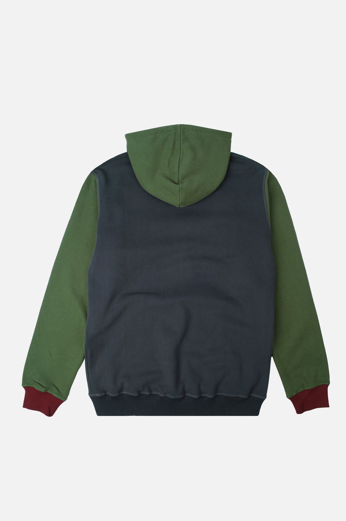 Felpa con cappuccio Color Block biologico nelle tonalità blu, verde e bordeaux, con cappuccio e polsini a costine, vista dal retro | TP_IMAGE_TYPE=MODEL_BACK