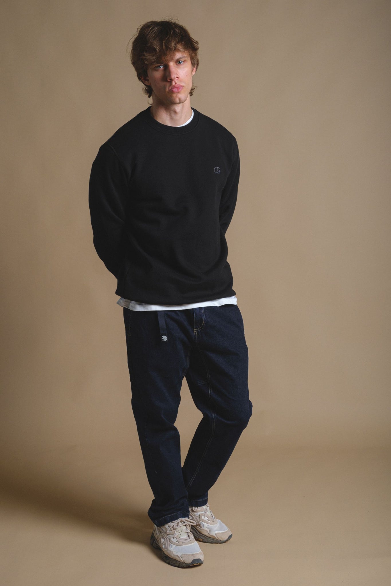 Organic Essential Sweater Black