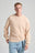 Personne portant le sweat Essential Sunwashed Sweatshirt en Smoke Gray, vue de face | TP_IMAGE_TYPE=MODEL_FRONT