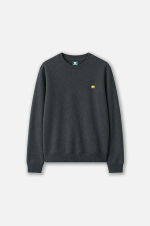 Organic Essential Sweatshirt en vert scarabée, présenté avec un discret logo éléphant sur la poitrine | TP_IMAGE_TYPE=SILHOUETTE_FRONT