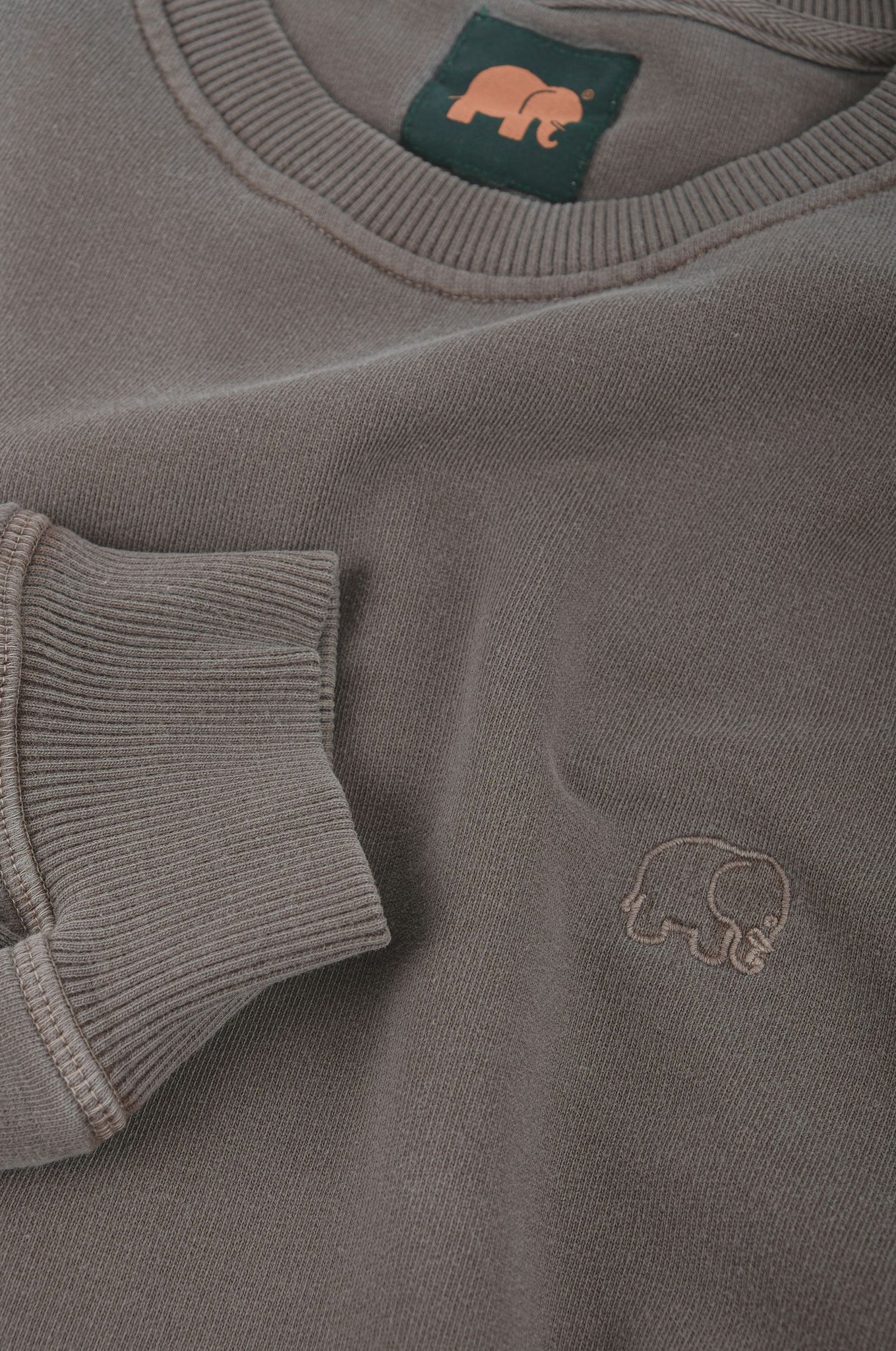 Essential Pigment Heavyweight Sweater Stone Gray