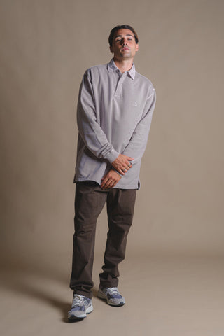 Personne portant un sweat-shirt polo Island Fossil, vue de face | TP_IMAGE_TYPE=MODEL_FRONT