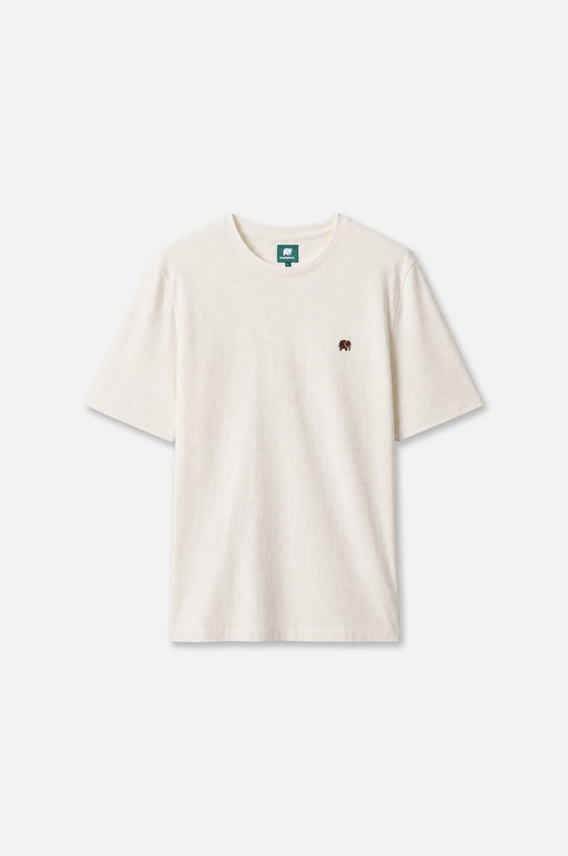 T-shirt Organic Essential de couleur naturelle avec une encolure ronde simple et des manches courtes. | TP_IMAGE_TYPE=SILHOUETTE_FRONT