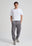 Persona che indossa una Organic Essential T-Shirt in White, vista frontale | TP_IMAGE_TYPE=MODEL_FRONT