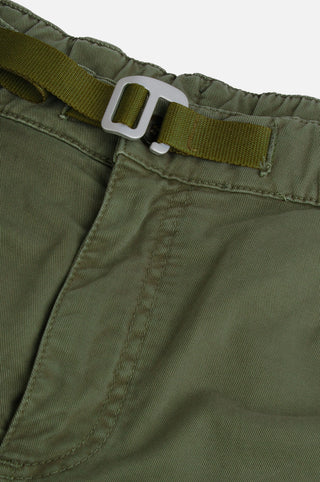 Détail en gros plan du Ecodye Cotton Climber Shorts en Menthol, avec ceinture dotée d'une sangle réglable et surpiqûres. | TP_IMAGE_TYPE=DETAIL