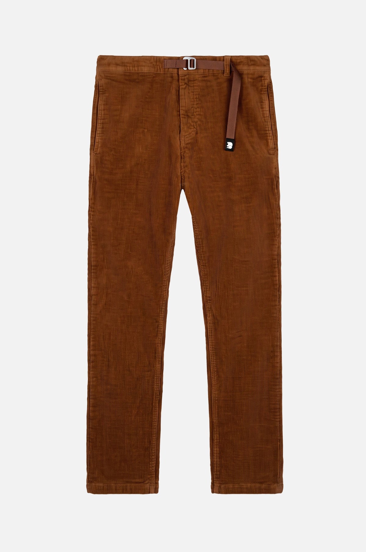 Un pantalon en velours côtelé marron avec une ceinture marron assortie, présenté à plat sur un fond gris clair. TP_IMAGE_TYPE=SILHOUETTE_FRONT