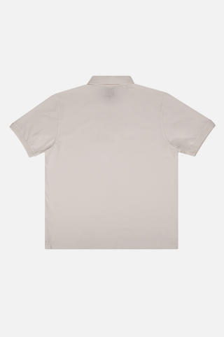 Alcalali Pigment Dyed Organic Polo Shirt in Almond Milk, vista dal retro | TP_IMAGE_TYPE=MODEL_BACK