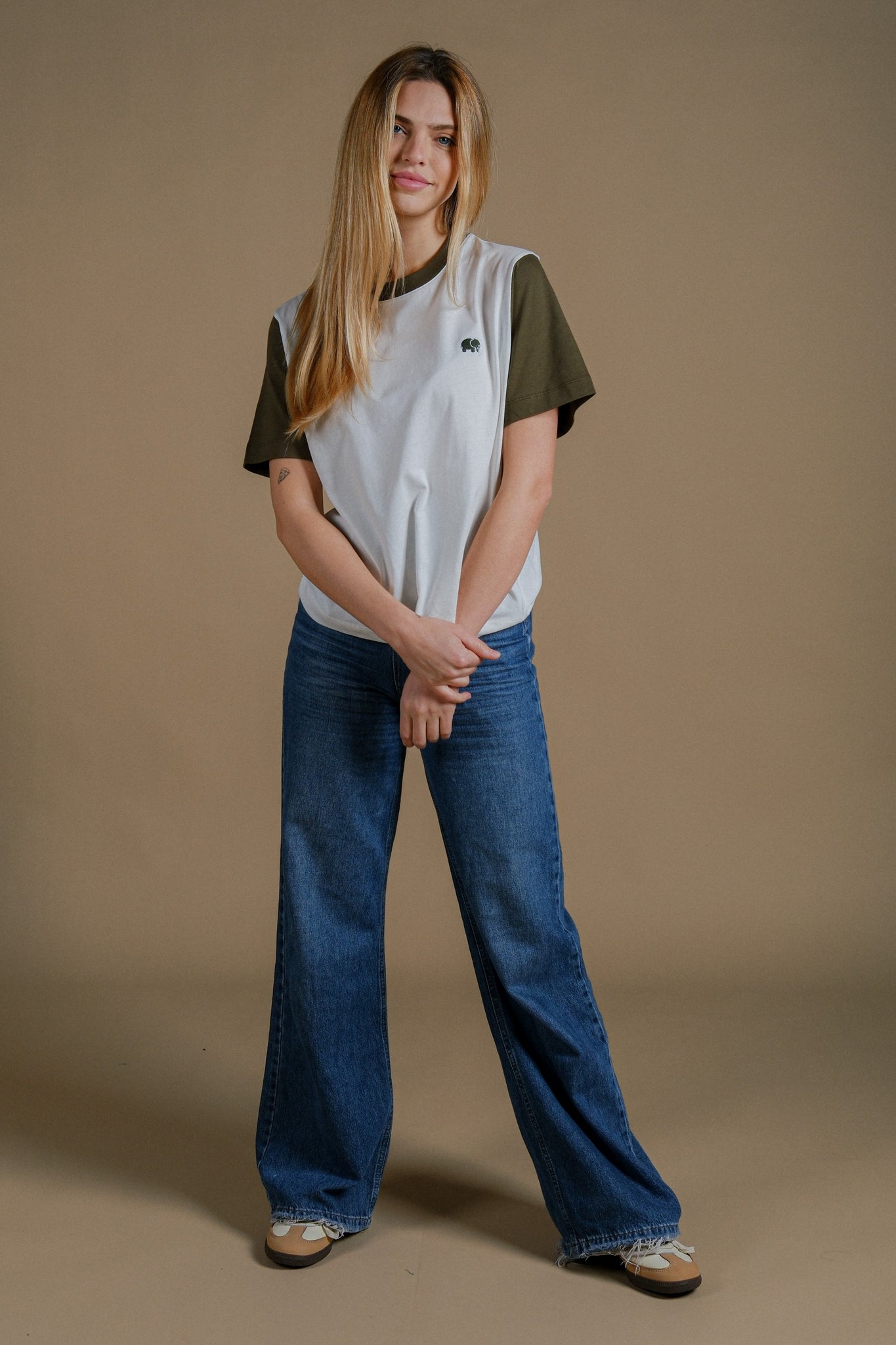 Women's Color Block T-Shirt Natural/Dark Olive