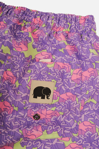 Détail du Trippyplant Seaqual® Yarn Swim Short en Sour Grape avec motif abstrait coloré et logo éléphant | TP_IMAGE_TYPE=DETAIL