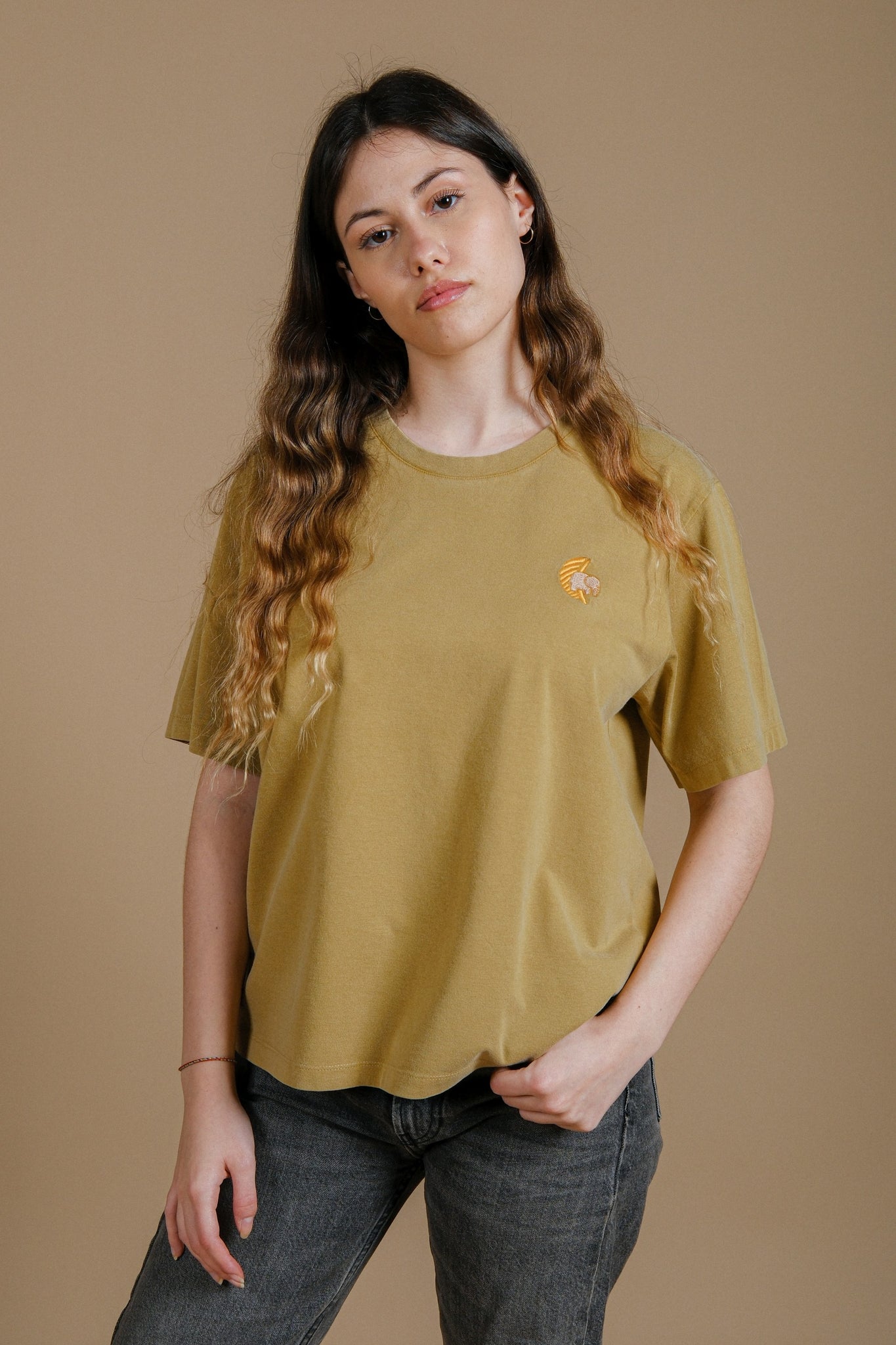 Women's Pigment T-Shirt Confitera Golden Palm