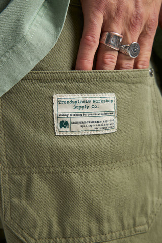 Immagine di dettaglio dell'etichetta e del tessuto dei Operator Pants in Hedge Green | TP_IMAGE_TYPE=DETAIL