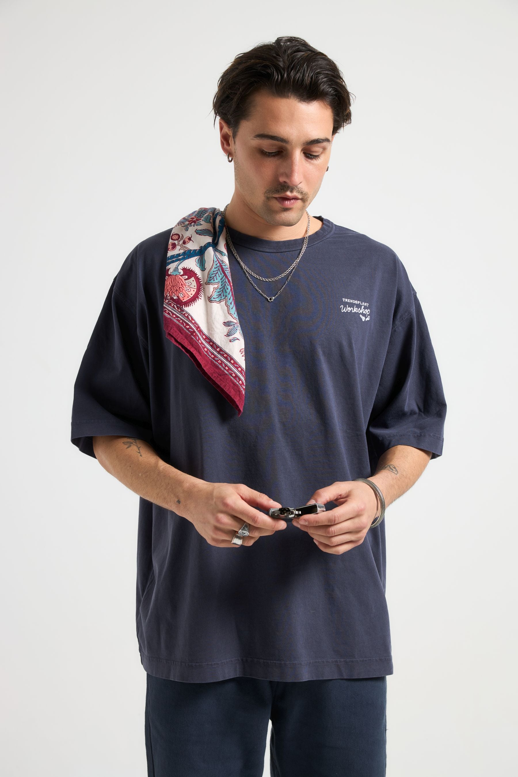 Bench Oversized T-Shirt Baritone Blue – Trendsplant