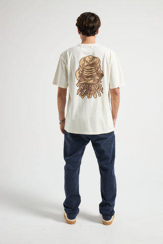 Personne portant un t-shirt Marshmallow, vue de dos | TP_IMAGE_TYPE=MODEL_BACK