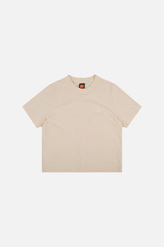 Silueta frontal de la Women's Essential Garment T-Shirt en Pearled Ivory | TP_IMAGE_TYPE=SILHOUETTE_FRONT