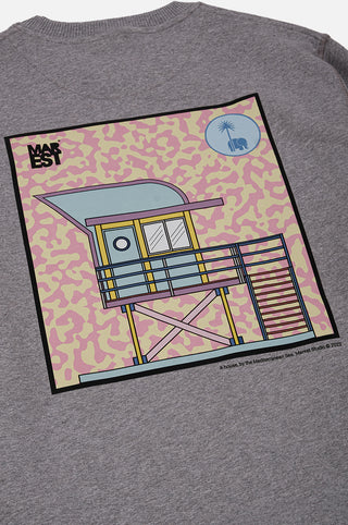 Dettaglio della felpa Antonyo Marest x Trendsplant Art Hut in Sport Grey con una vivace stampa grafica di una casa sulla spiaggia | TP_IMAGE_TYPE=DETAIL