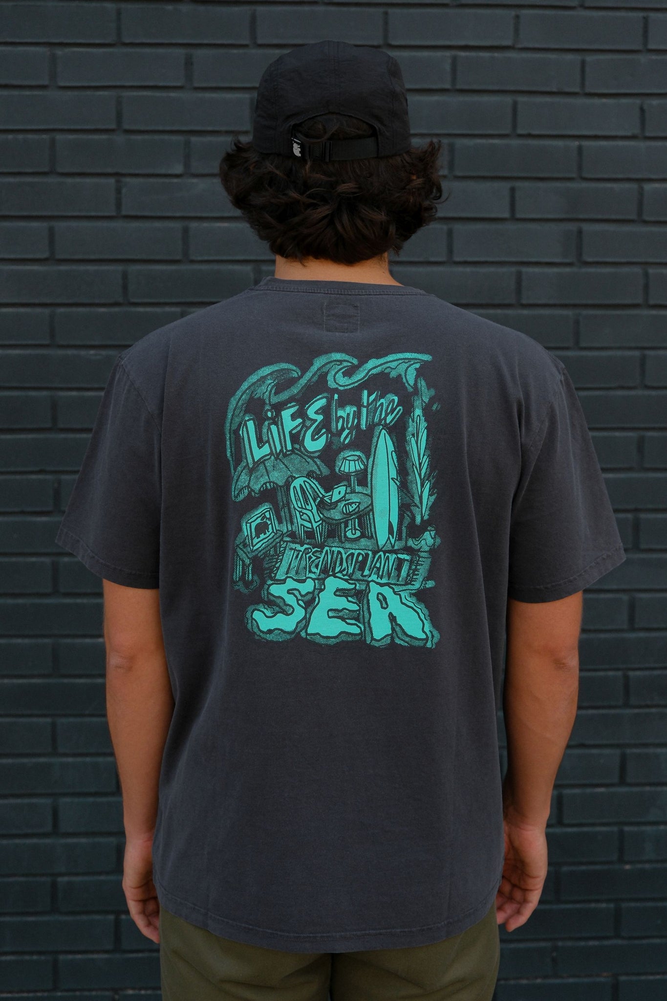 Life by the Sea VII by P.Bueno Pigment T-Shirt Magnet Grey