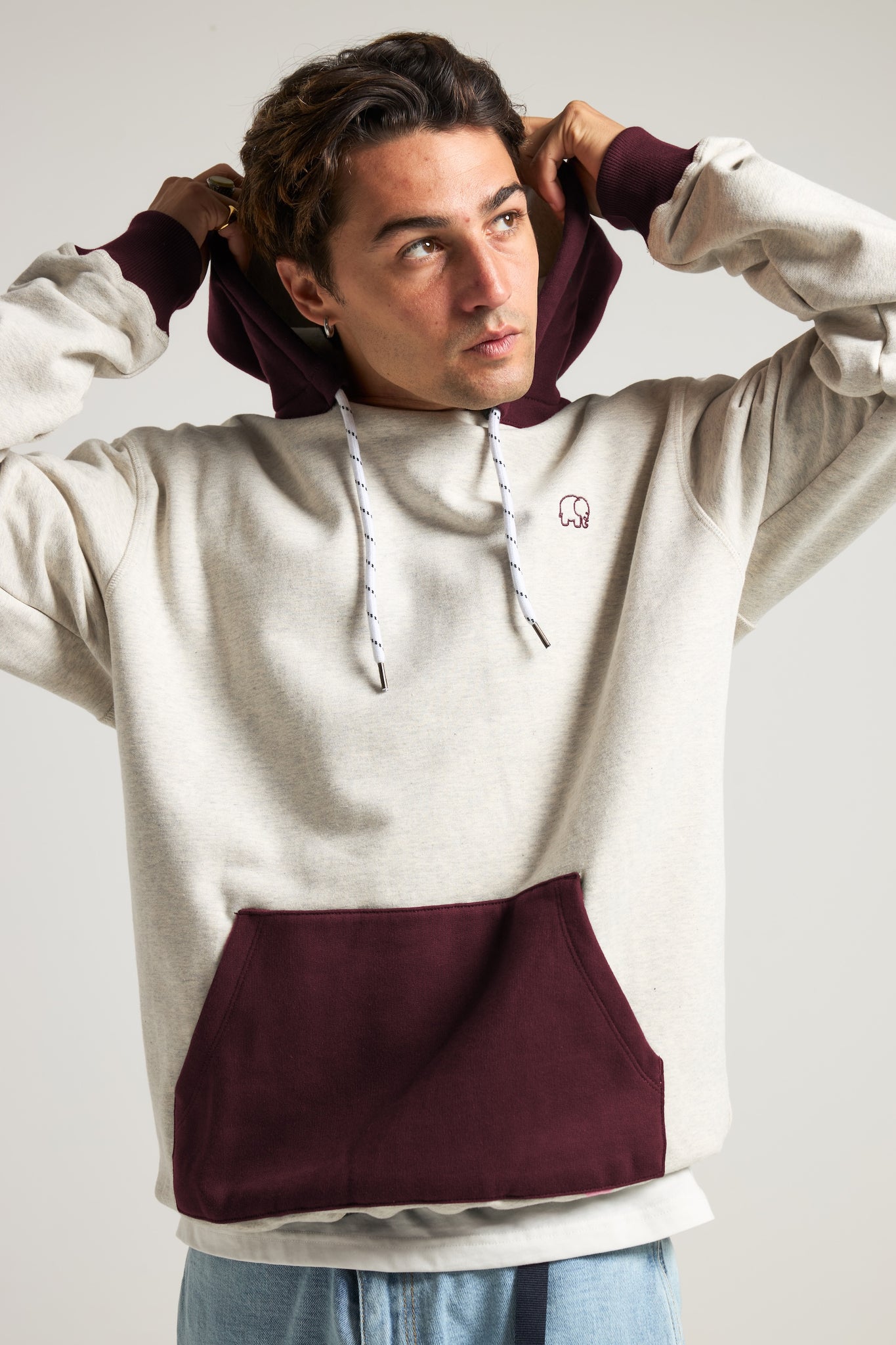 The Hooded Oversized Sweater Warm Heather Grey/Wine Red