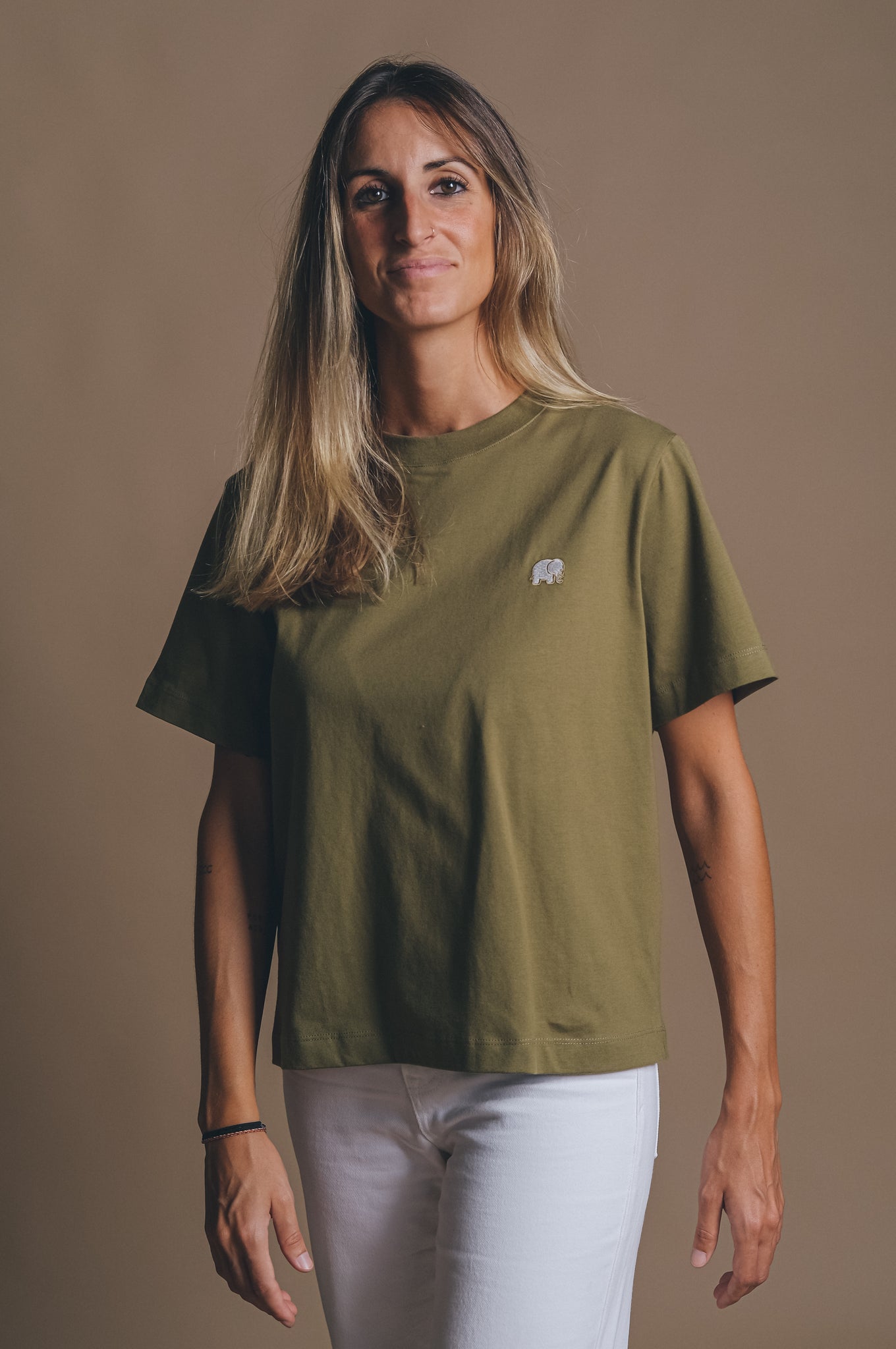 Women's Organic Essential T-Shirt Gothic Olive