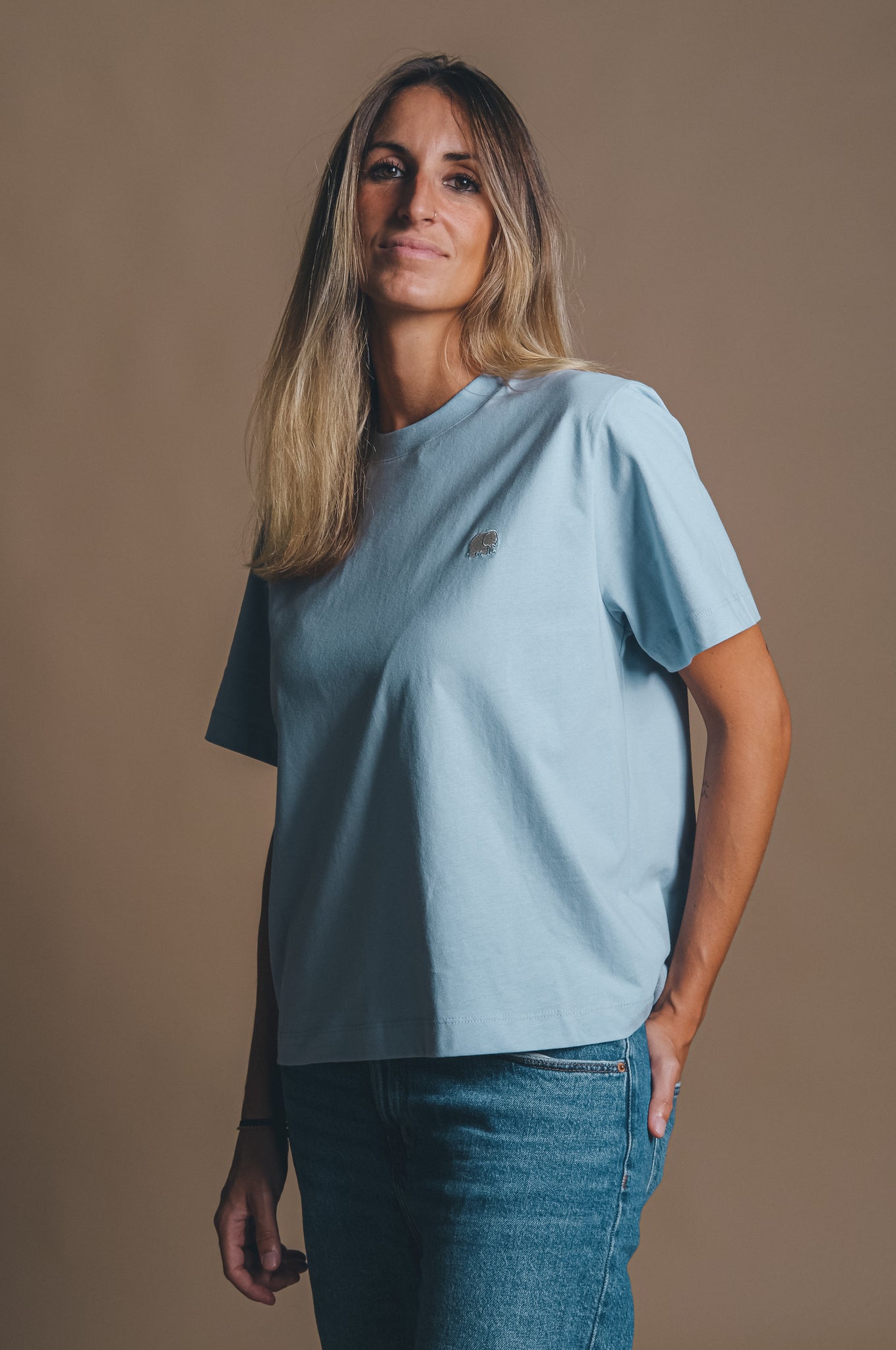 Camiseta Mujer Orgánica Esencial Blue Fog