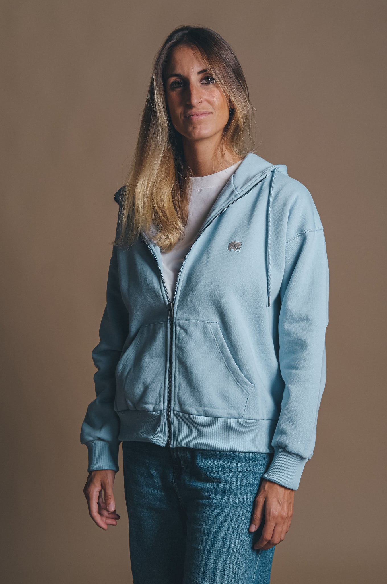 Sudadera Capucha Cremallera Mujer Oversized Orgánica Esencial Blue Fog