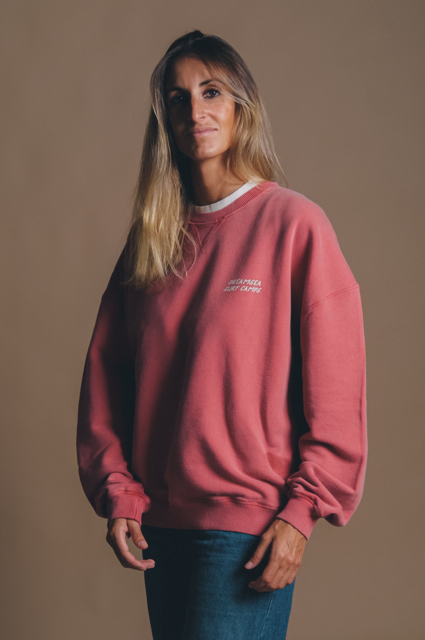 Women's Wild Surf Pigment Oversized Sweater Samba Red