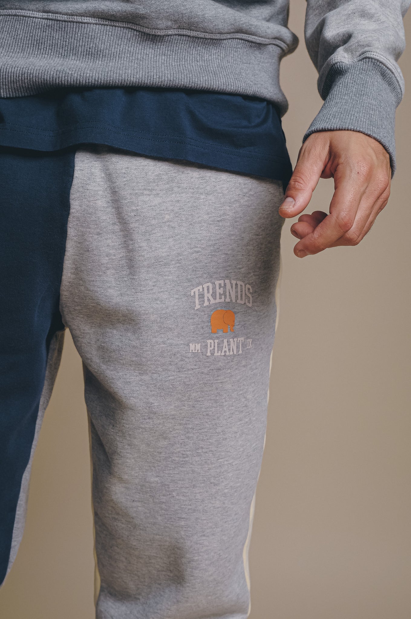 Tau College Sweatpants Light Heather Grey