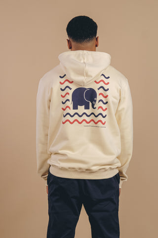 Personne portant un sweat à capuche Explanada Organic Hoodie Ivory | TP_IMAGE_TYPE=MODEL_BACK
