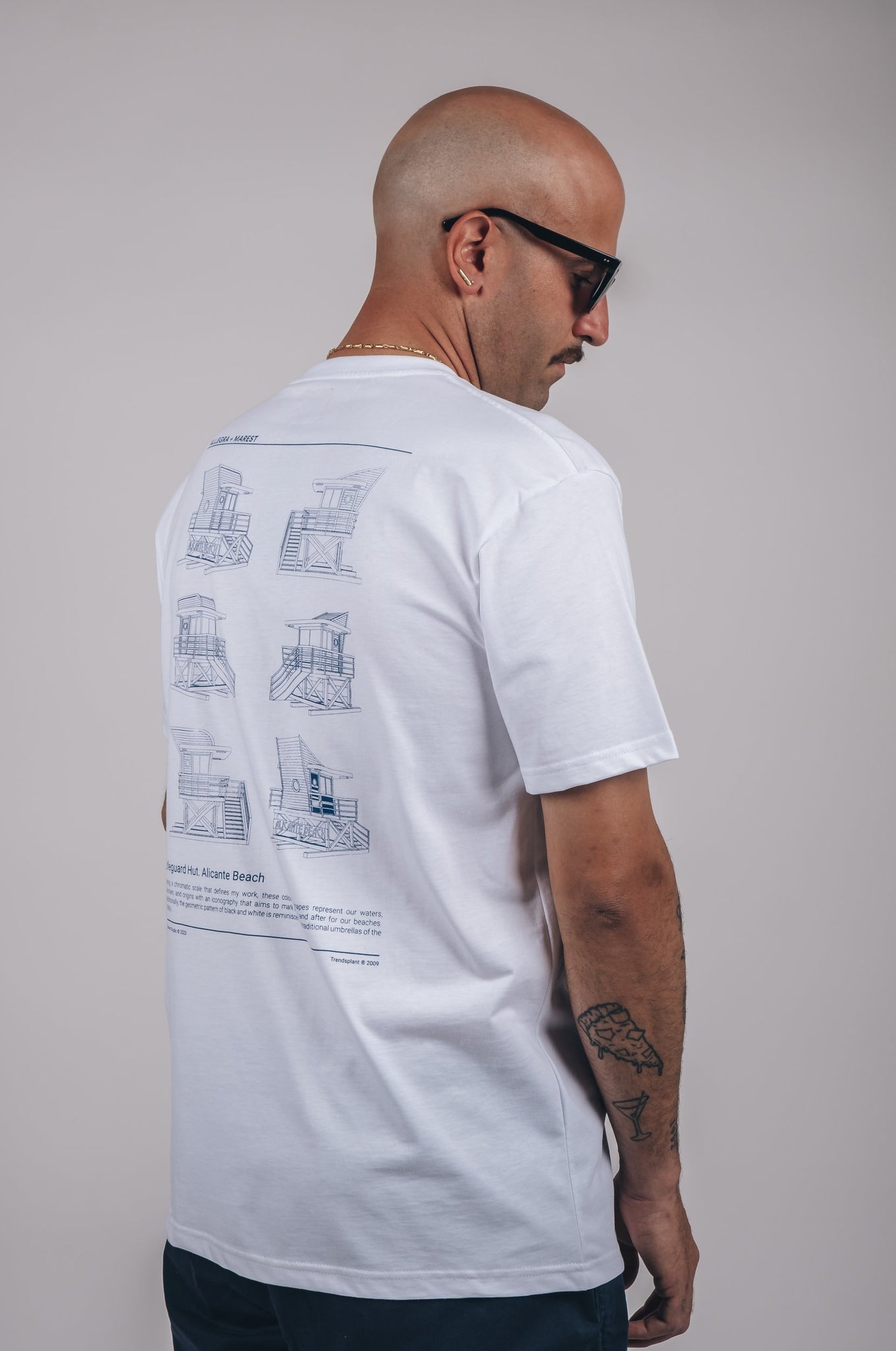 Antonyo Marest x Trendsplant Camiseta Hut Blueprint
