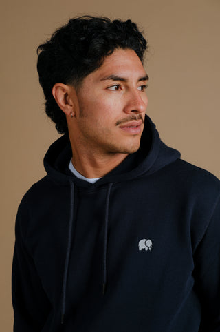 Personne portant un Explanada Organic Hoodie Blue, vue de face | TP_IMAGE_TYPE=MODEL_FRONT