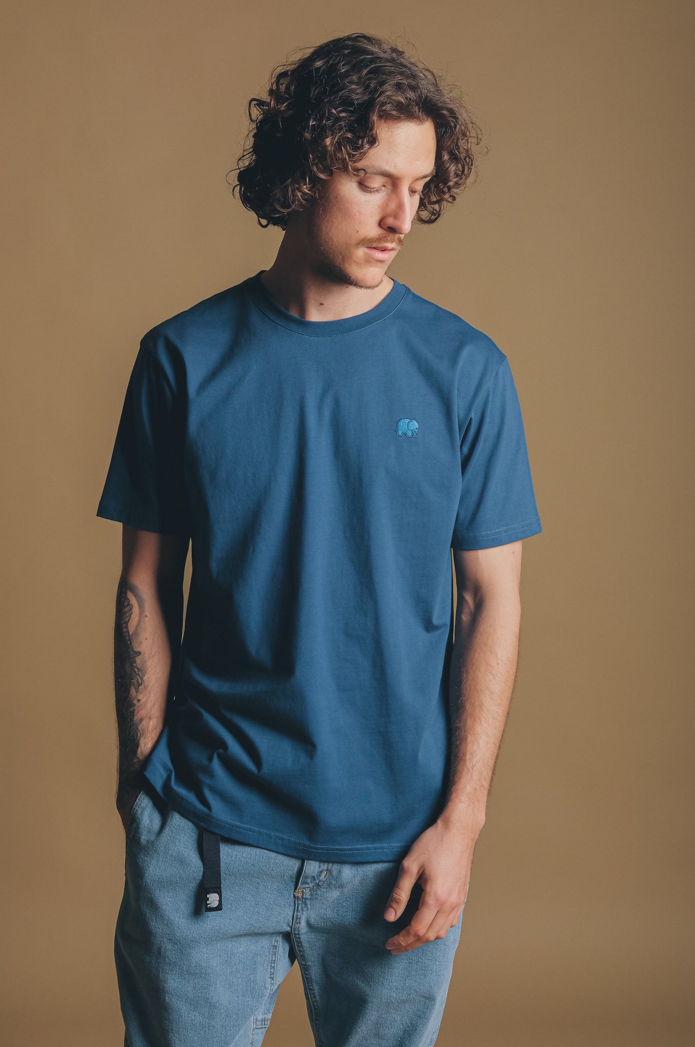 Essential T-Shirt Poseidon Blue