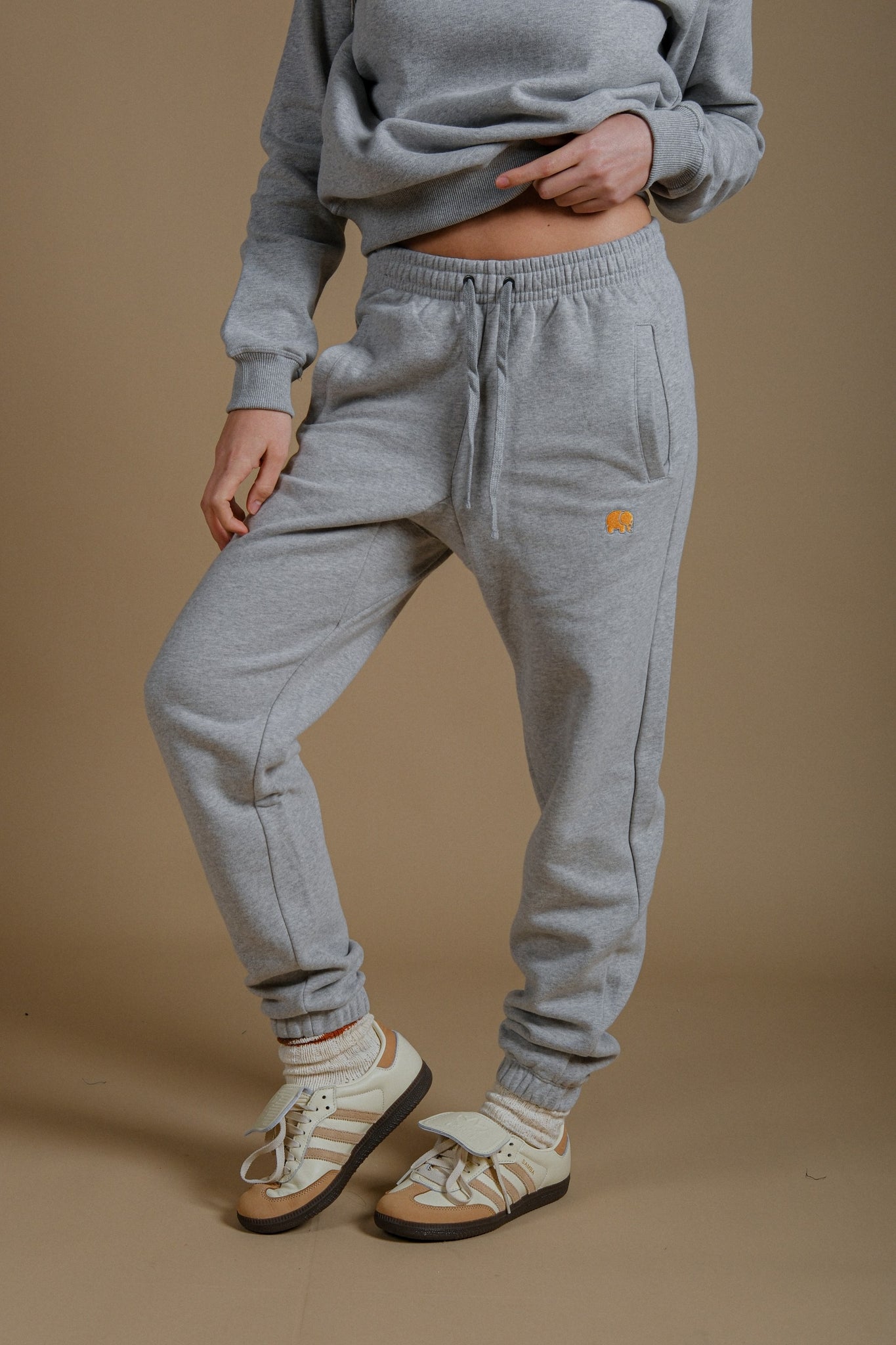 Women's Organic Essential Sweatpants Heather Grey