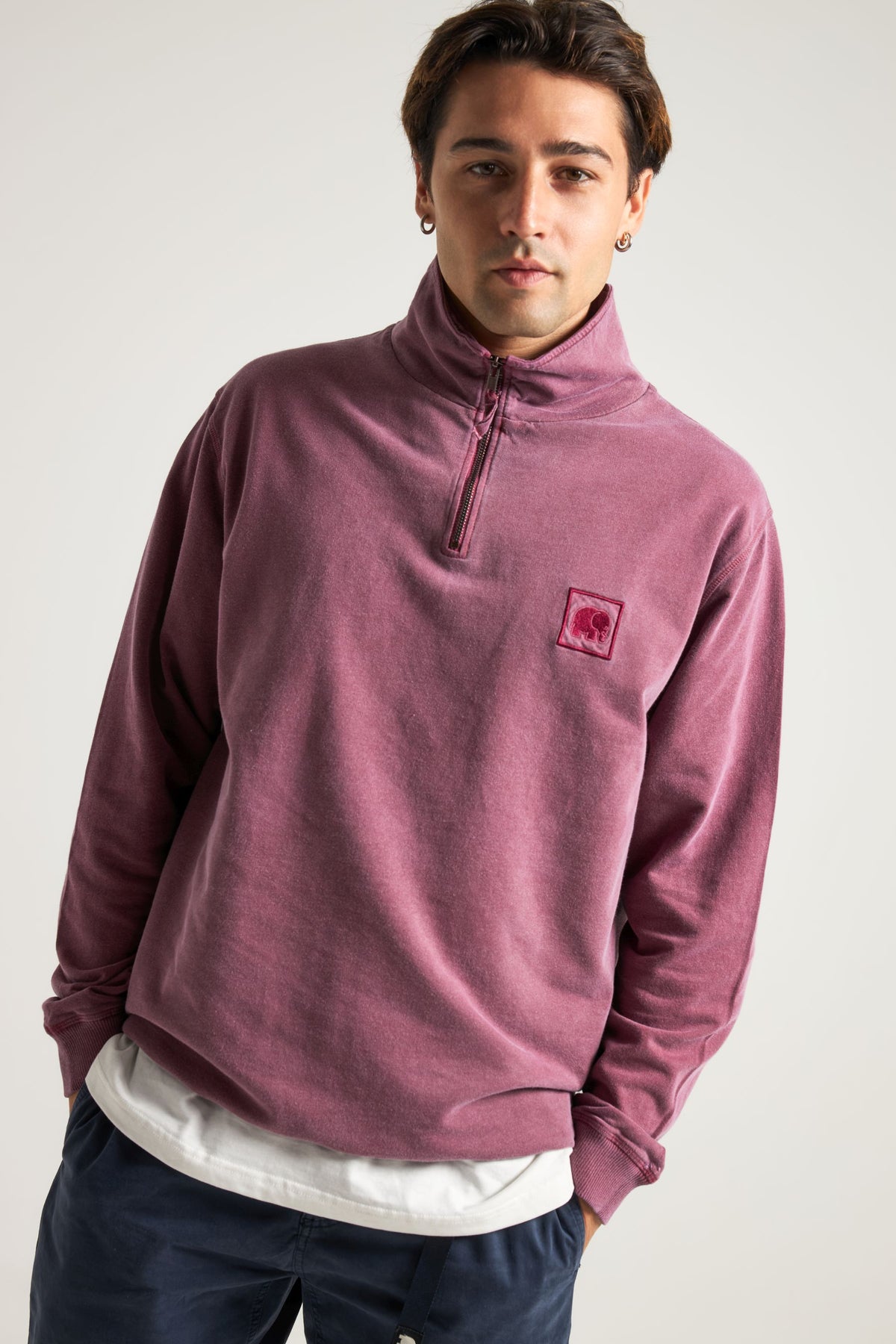 Sauce Pigment Dyed Quarter Zip Sweatshirt Garnacha Red – Trendsplant