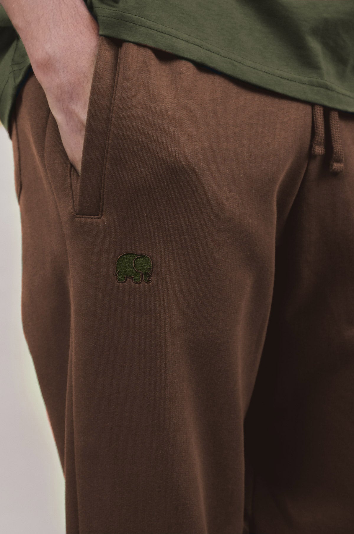 Chocolate brown sweatpants discount
