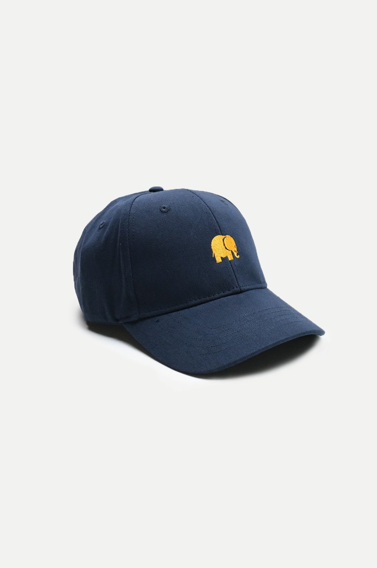 Silhouette avant d'une Classic 6 Panel Cap en Navy avec un logo éléphant jaune | TP_IMAGE_TYPE=SILHOUETTE_FRONT